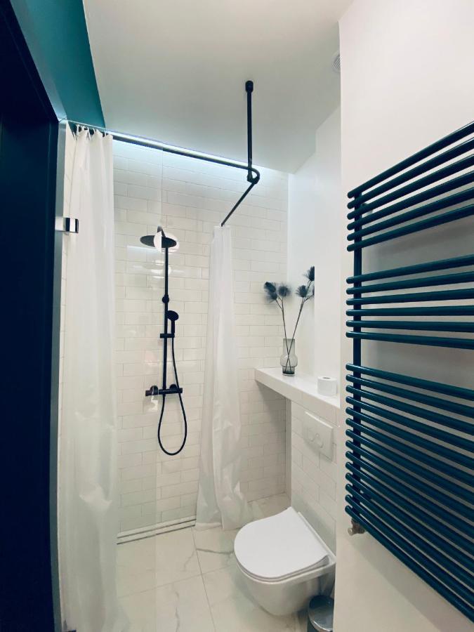 1 Syp, Kawa Vertuo, Kosmetyki Ada, 3 Min Metro Wilenska, By Visitwarsaw Apartment *