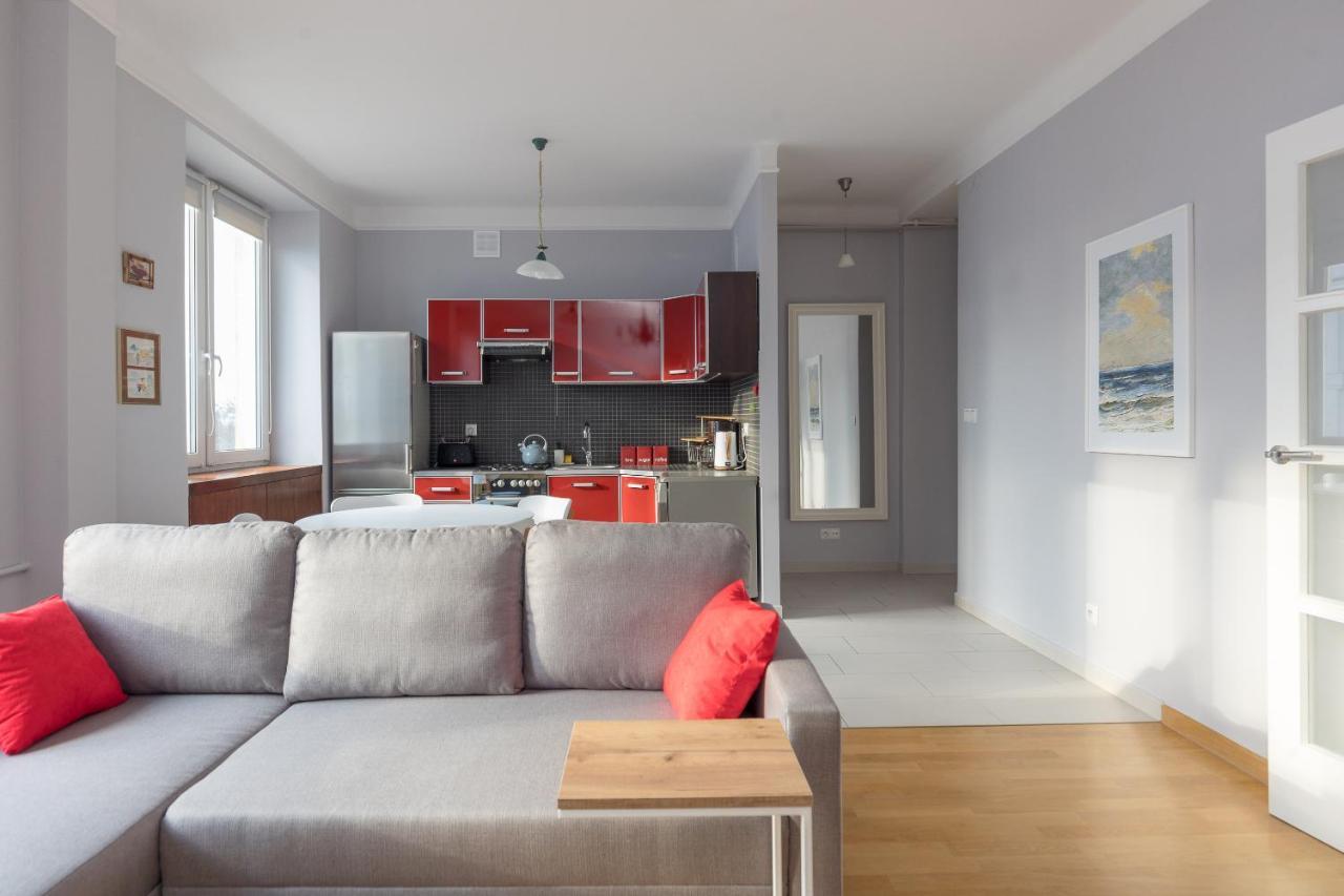 Metro Raclawicka Red Apartamento *