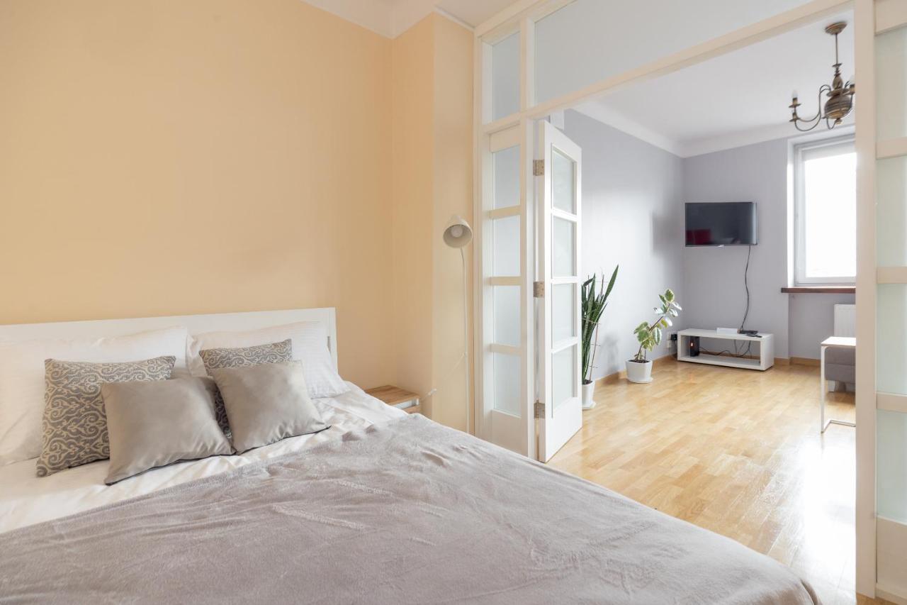 Apartamento Metro Raclawicka Red Varsóvia