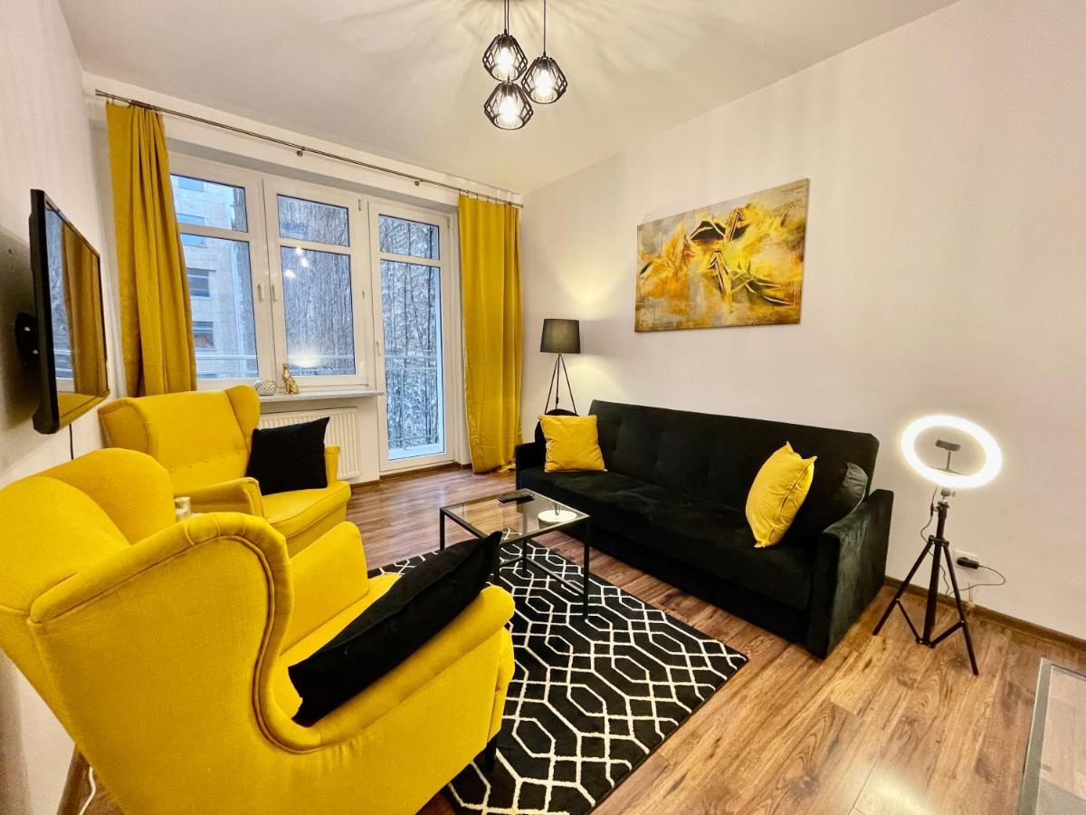 Diamond Metro Wifi 300 Mbs 70'tv Netflix Hbo Appletv+ Apartamento