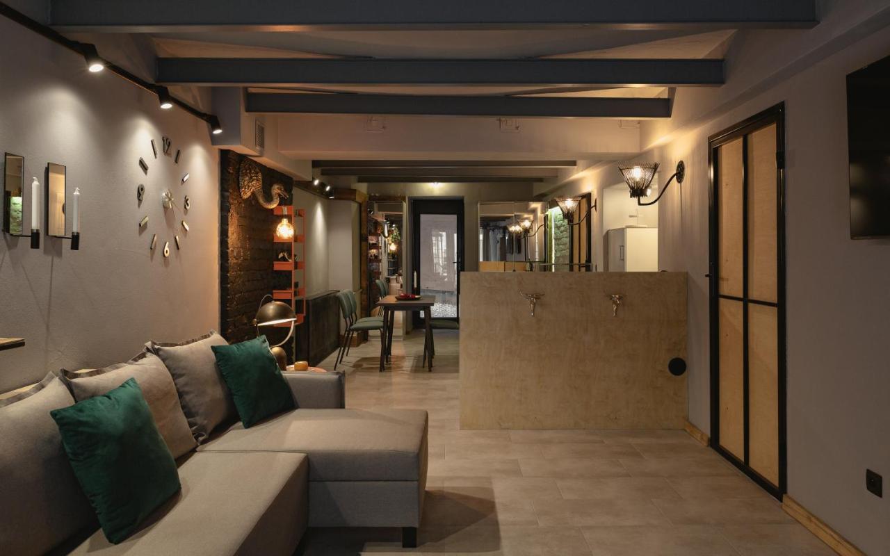 Garage - Lwowska 9 Apartamento