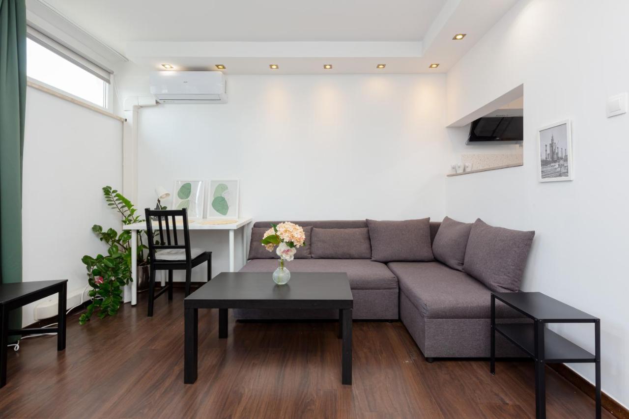 Apartamento Grzybowska By Renters