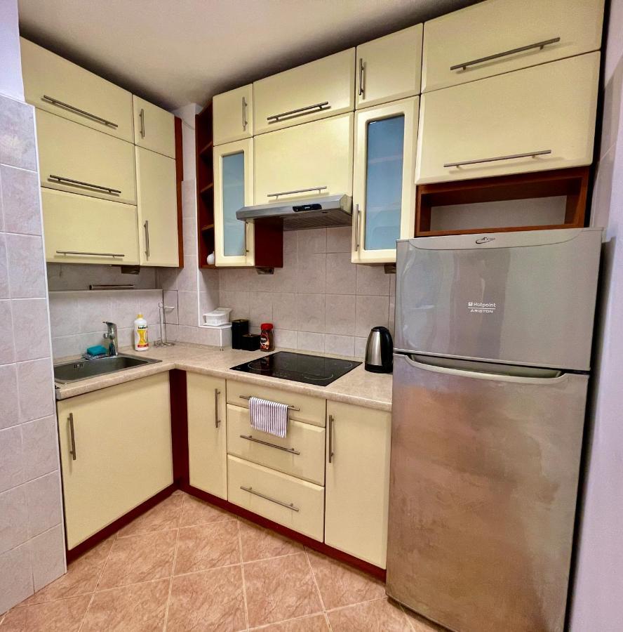 Sushi Metro Wifi 500 Mbs, 70'tv Netflix Appletv+ Apartment
