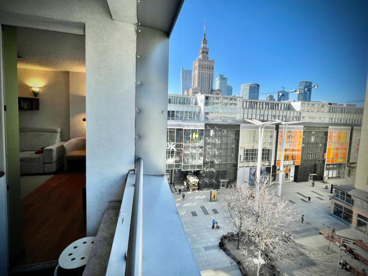 Căn hộ Sushi Metro Wifi 500 Mbs, 70'tv Netflix Appletv+ Warsaw