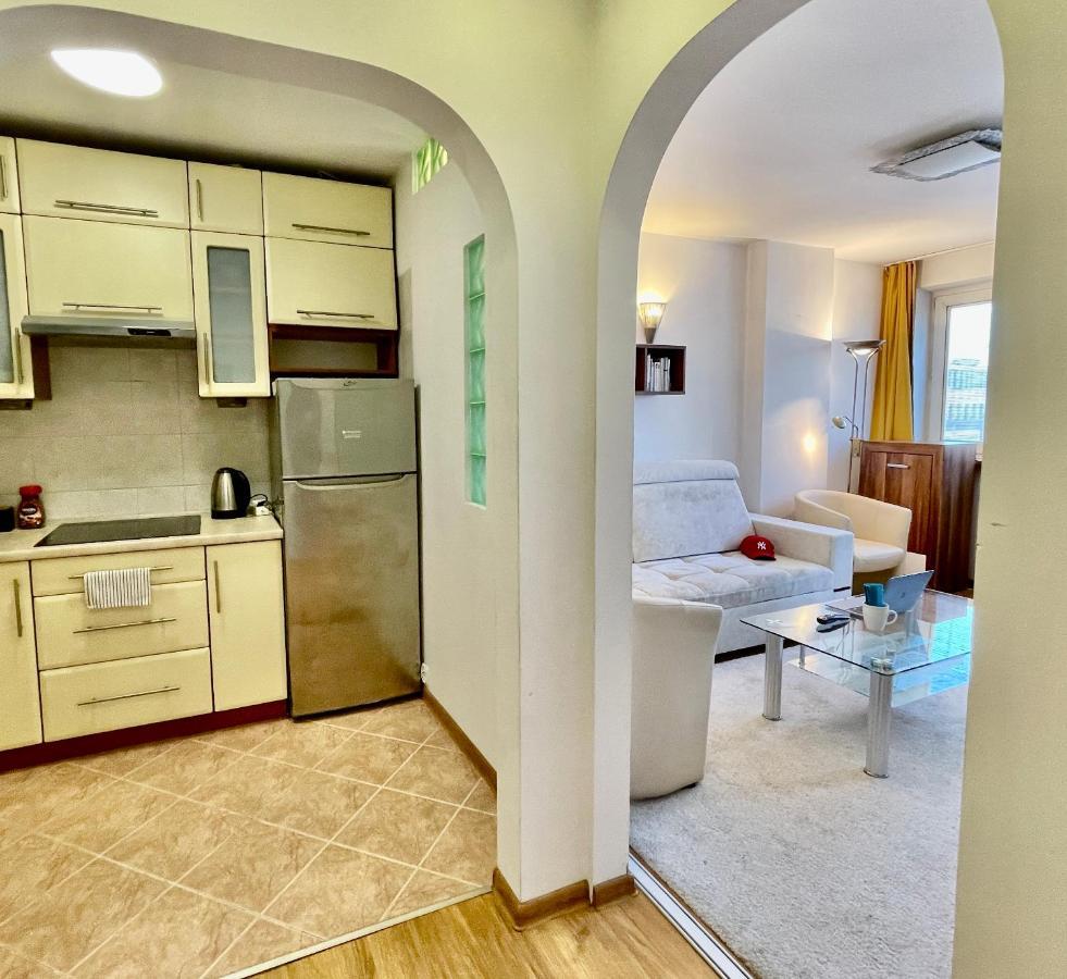 Apartment Sushi Metro Wifi 500 Mbs, 70'tv Netflix Appletv+
