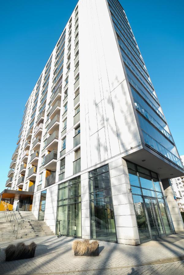 View Of The City Skyline Apartment Warschau