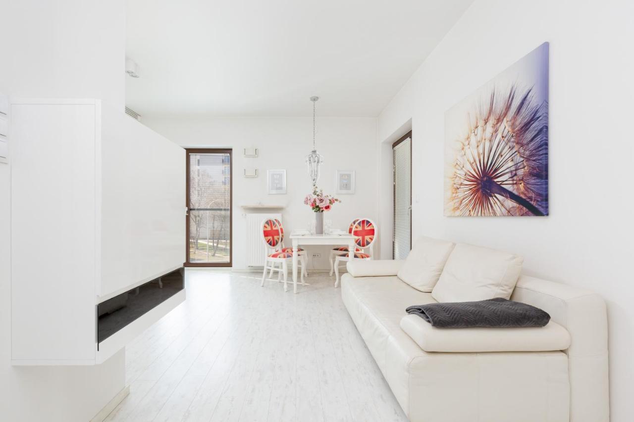 Nowy Mokotow Konstruktorska By Renters Apartamento *