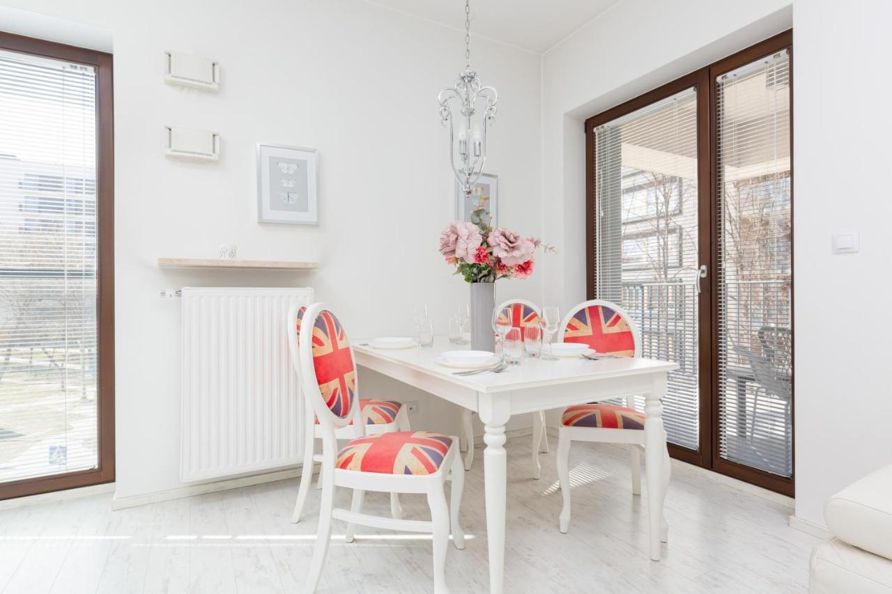 Nowy Mokotow Konstruktorska By Renters Apartamento
