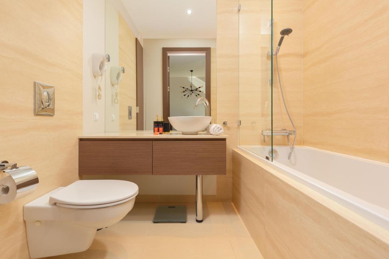 Apartment Platinum Towers With Parking By Renters Prestige Warschau
