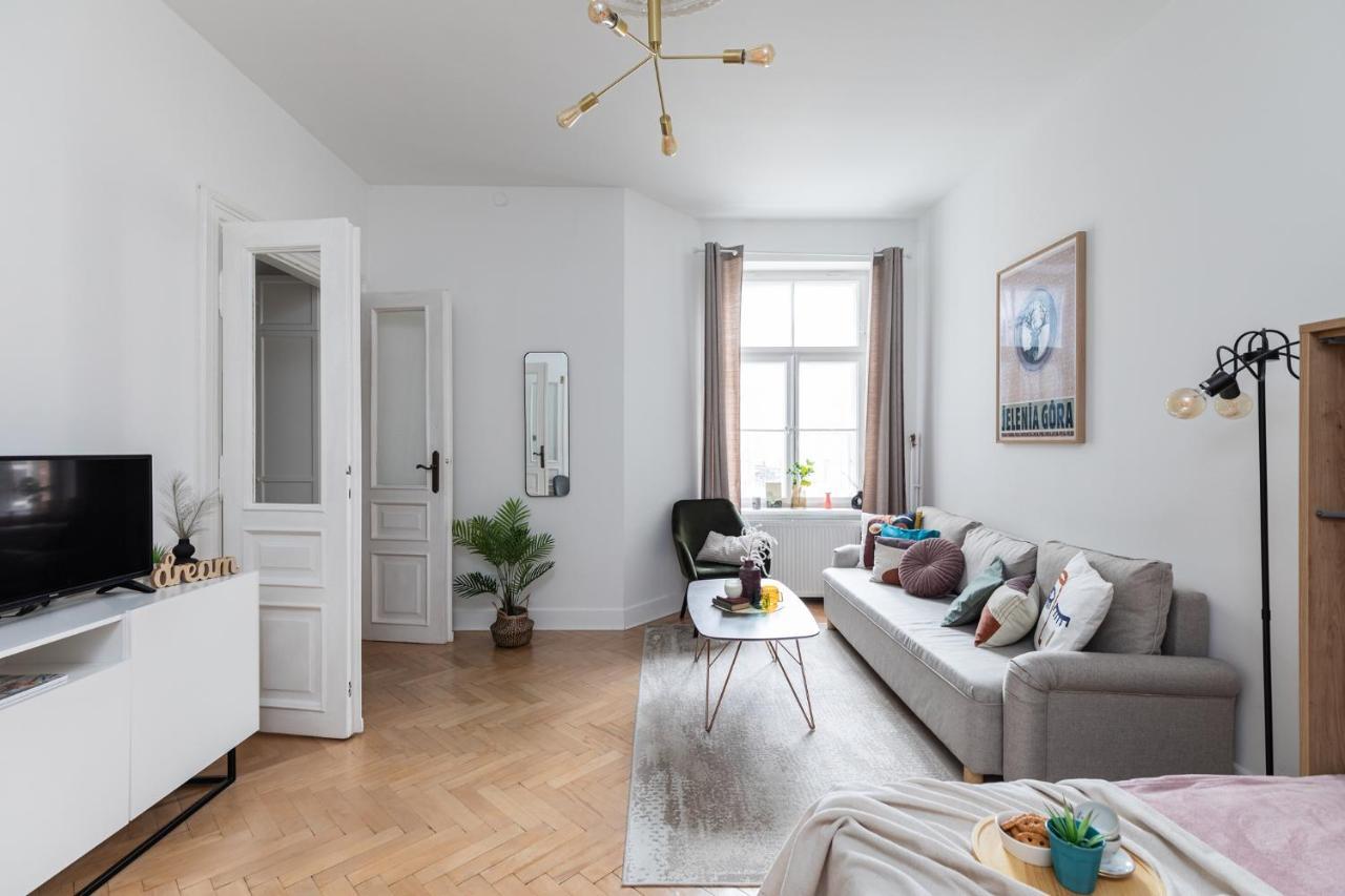 Căn hộ Superapart Krucza 47a Warsaw