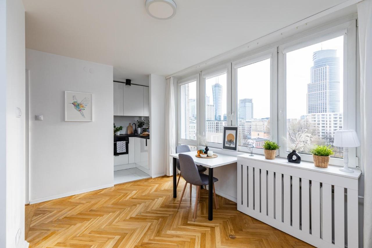 Apartment Superapart Zelazna 83-85