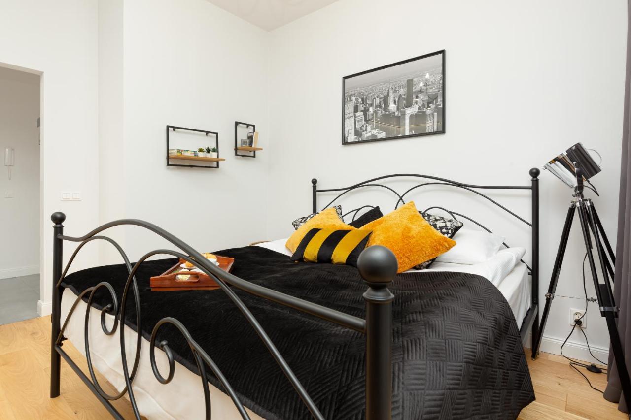 Apartment Central Studio Marszalkowska By Renters Warschau