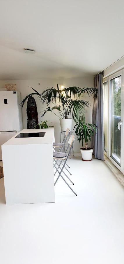 Loft 85 M2 Wilanow Krolewski Self Checkin Apartamento Varsóvia