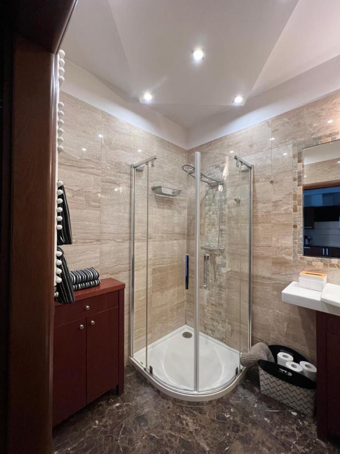 Platinum Tower Brownie Apart Apartment Warschau