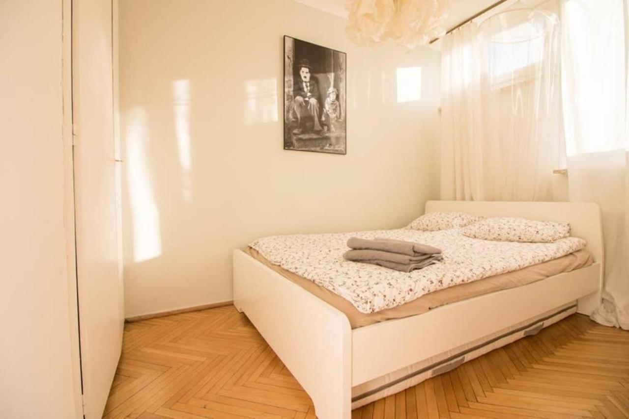 Bright And Cozy- Golden Apartments- Center- żelazna Apartament *