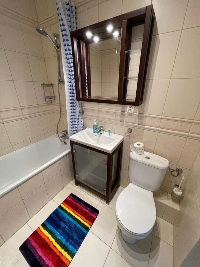 Apartment New Hala Wifi 70'tv Netflix Hbo Max Applettv+ Warschau