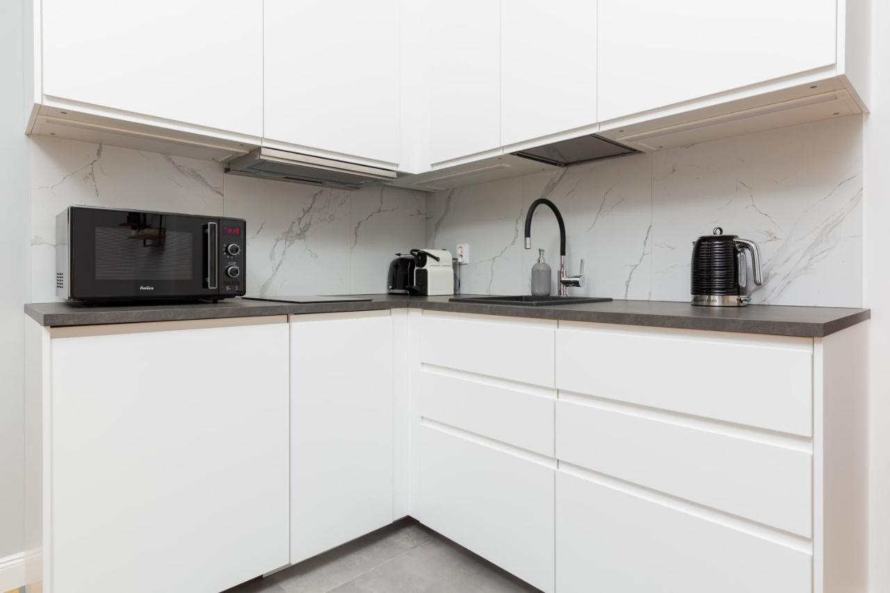 Central Studio Marszalkowska By Renters Apartment