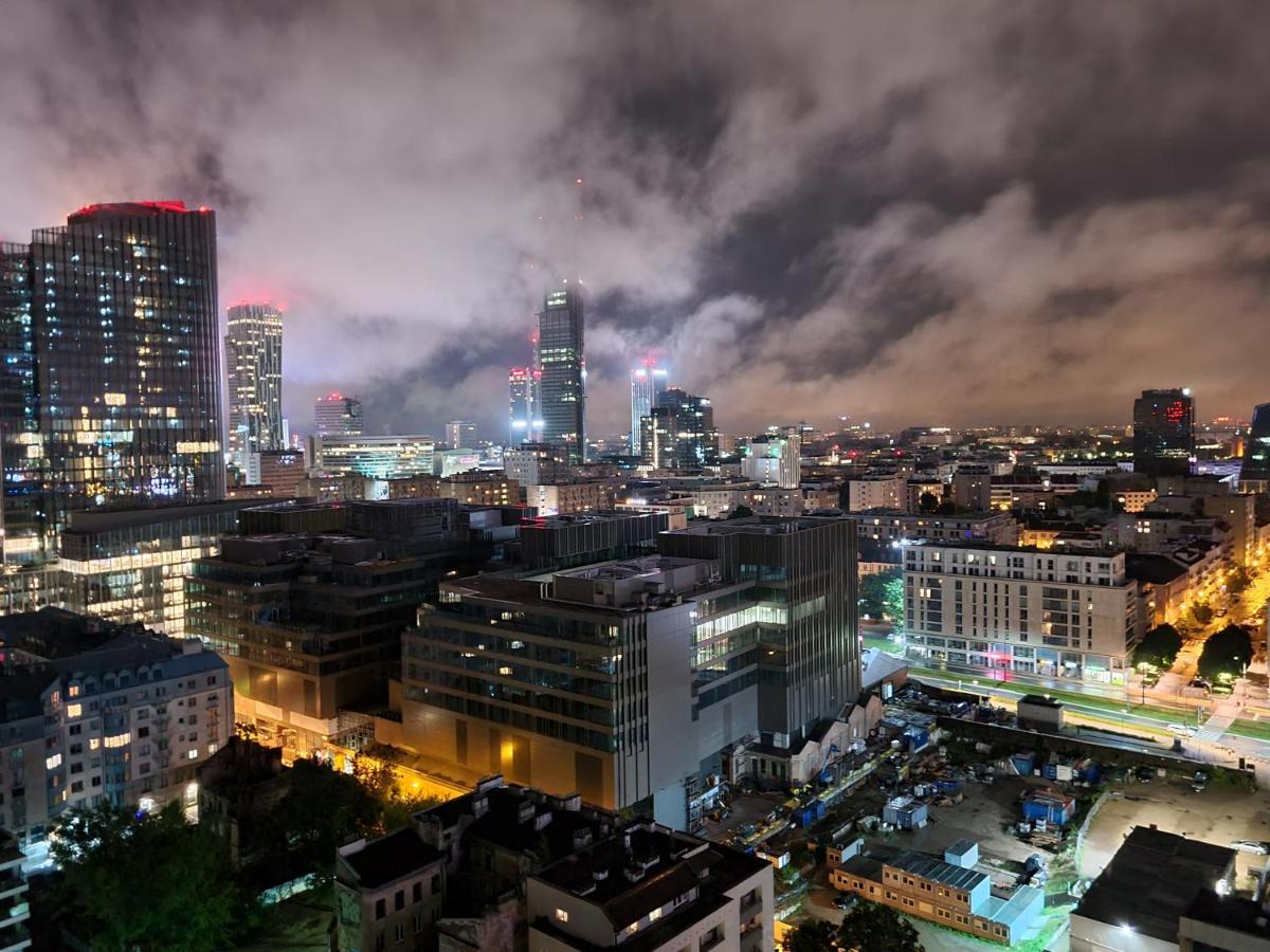 Platinum Towers With Parking By Renters Prestige Apartment Warschau