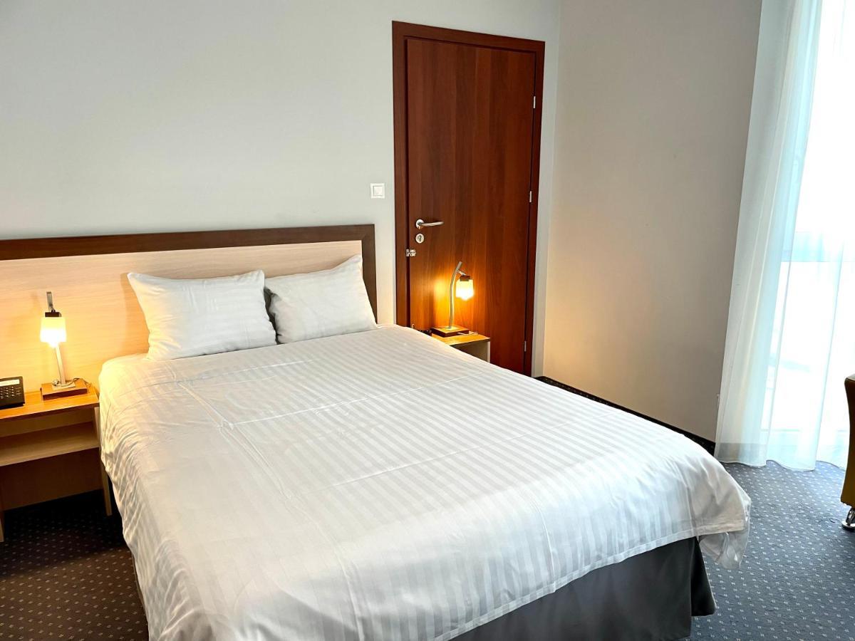 Poleczki Hotel apartamentowy Warszawa