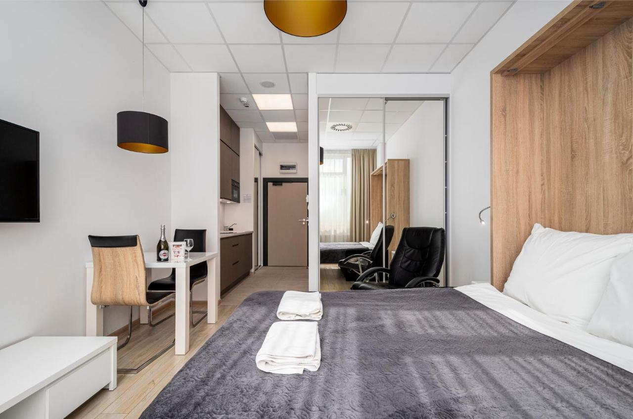Aleje Jerozolimskie Street Apartment Warsaw