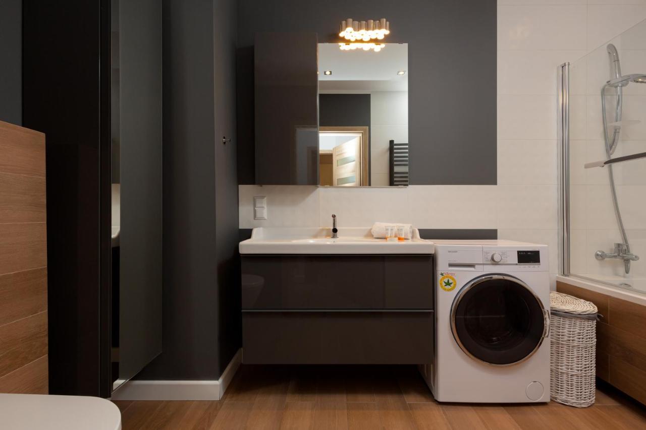Active By Renters *
