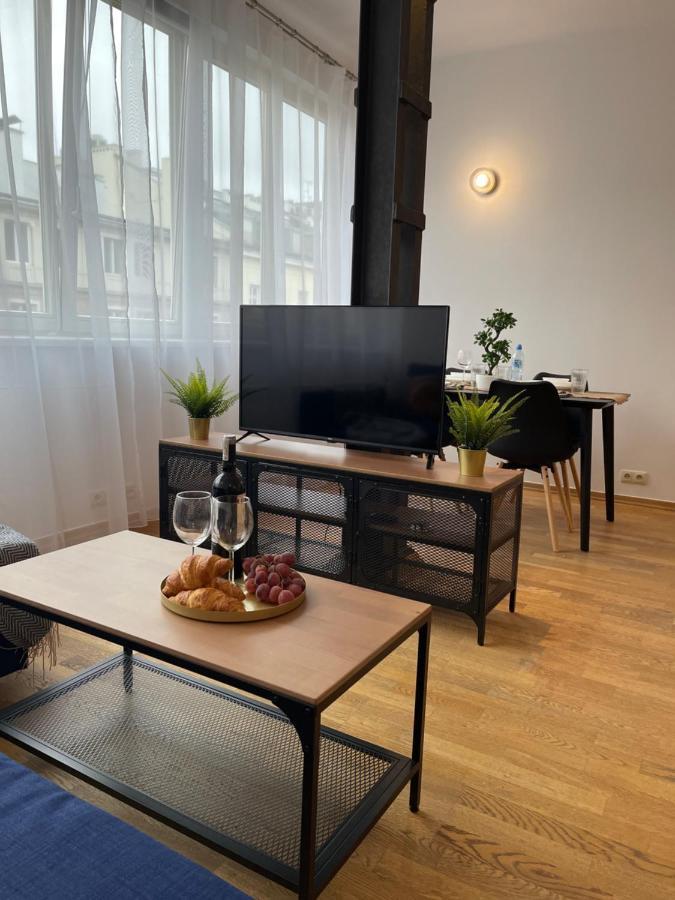 Wiejska 14: Smart Center Near Parliament * Warsaw