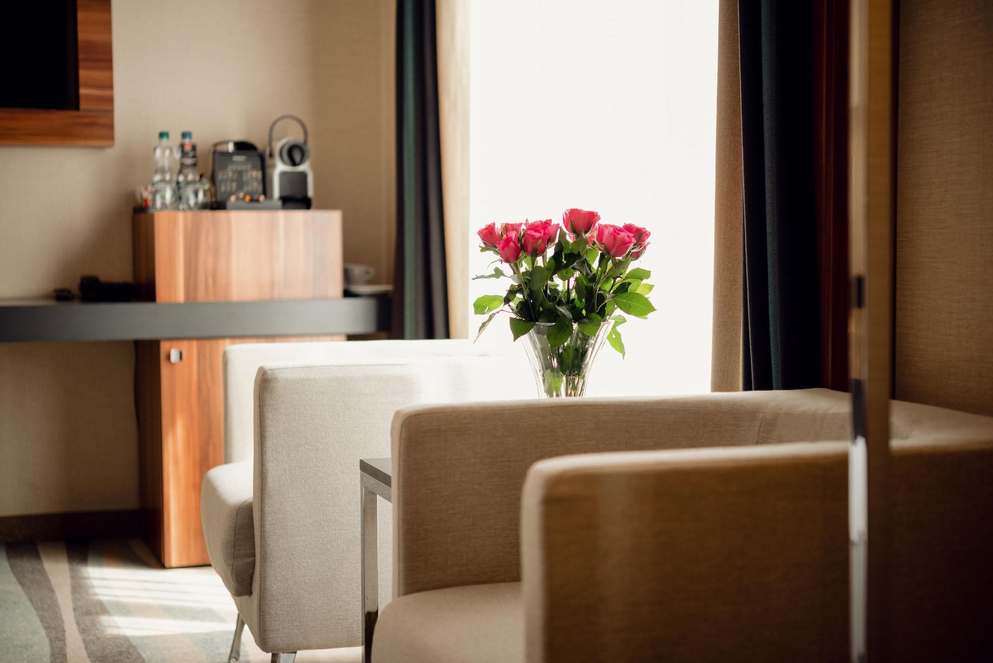 Hotel Plaza Warsaw
