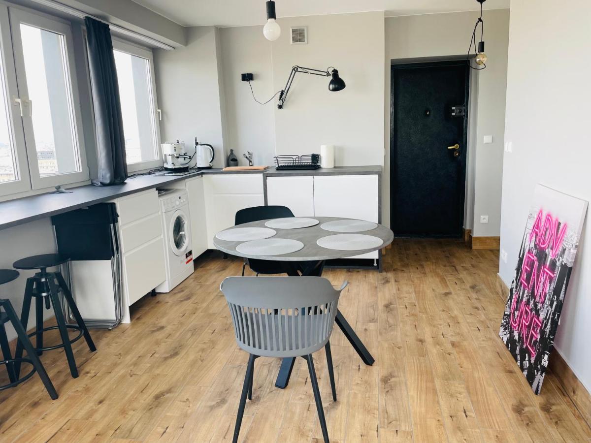 Apartament Chmielna Warszawa