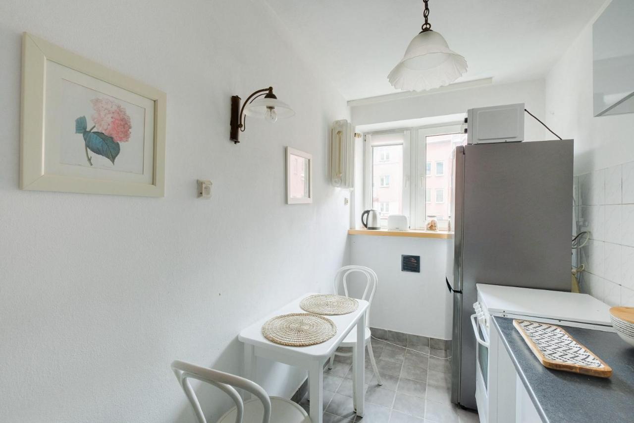 2 Bedroom In Location * Warsaw