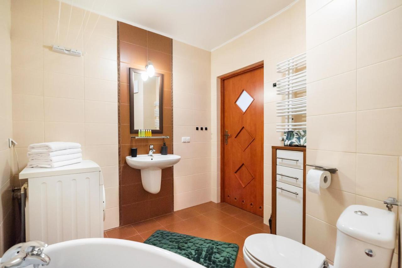 Apartment Saska Kepa Emerald Studio