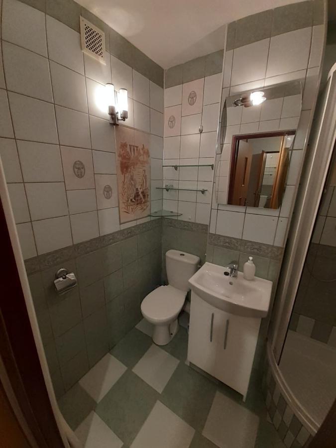 Centrum Złote Tarasy Metro Rondo Onz Balkon