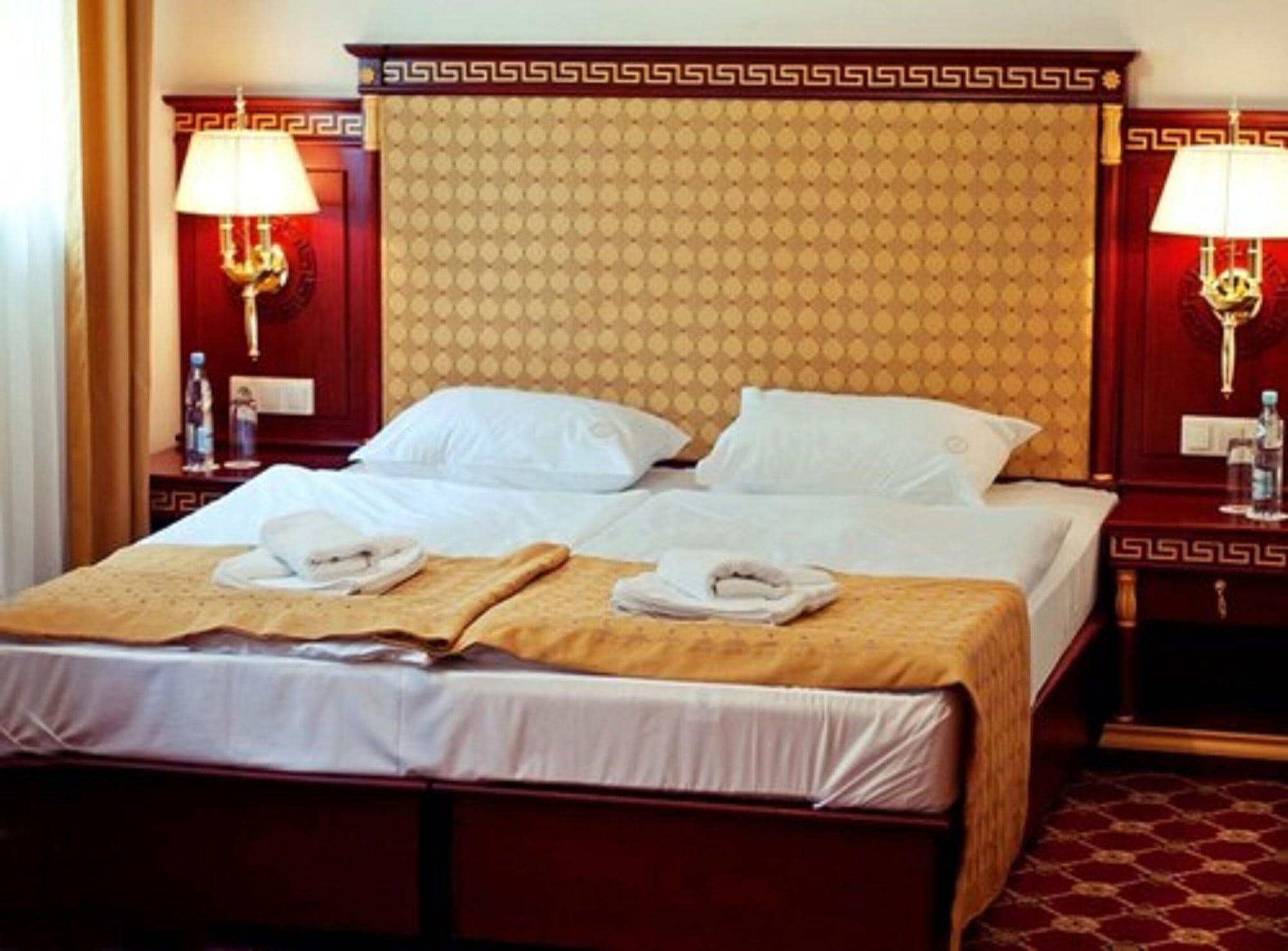 Hotel Holiday Park 3*