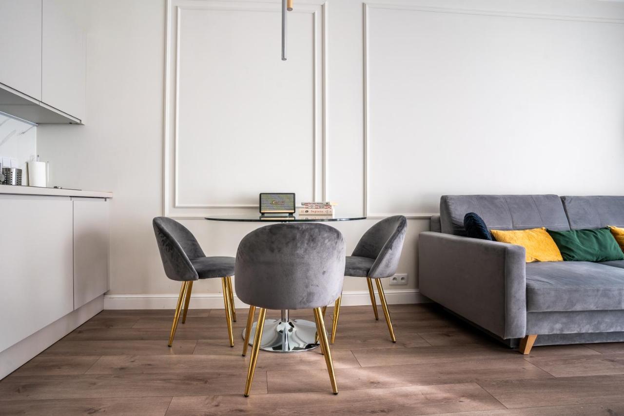 Apartment Golden - Mennica Warsaw