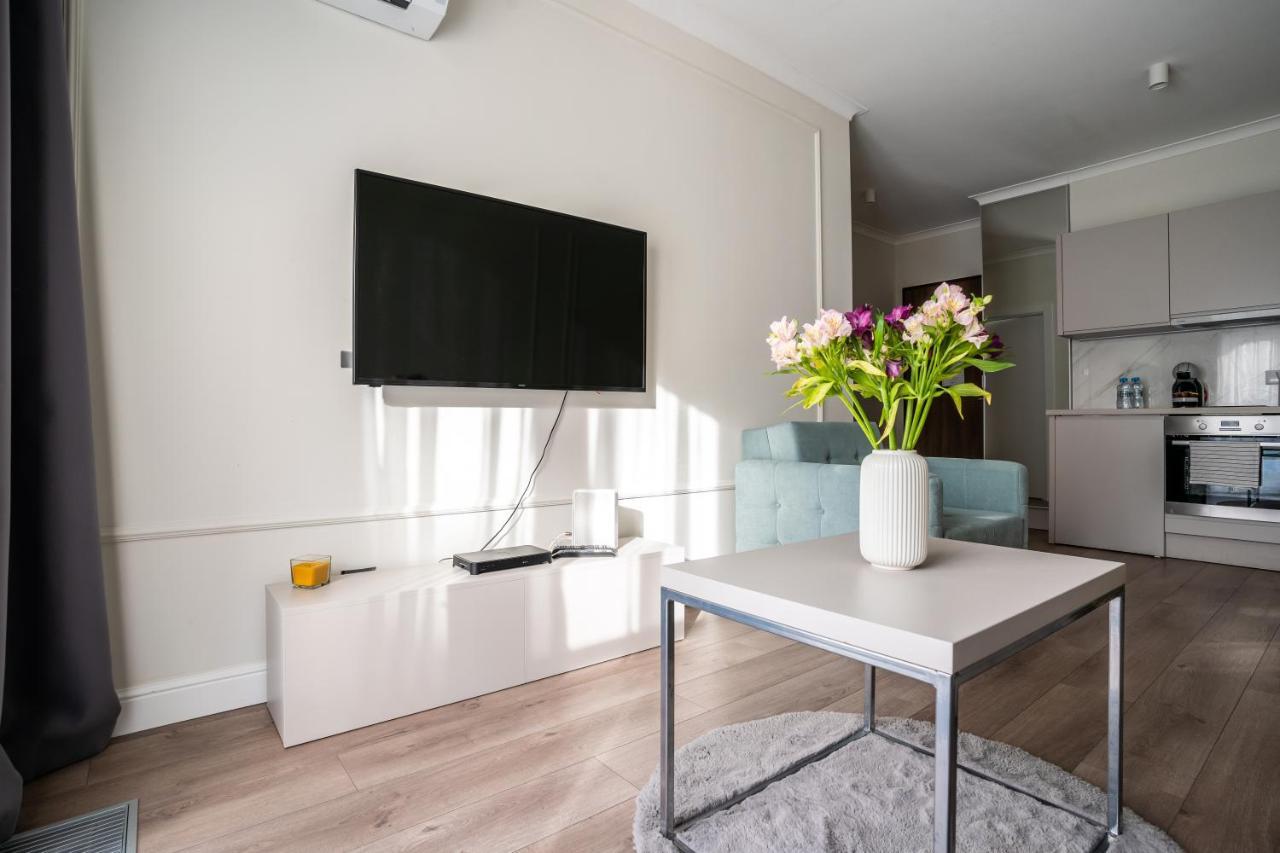 Apartment Golden - Mennica Warsaw