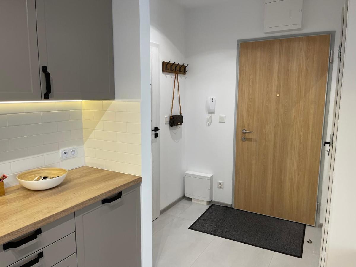 Newport Industrial Apartment Warsaw
