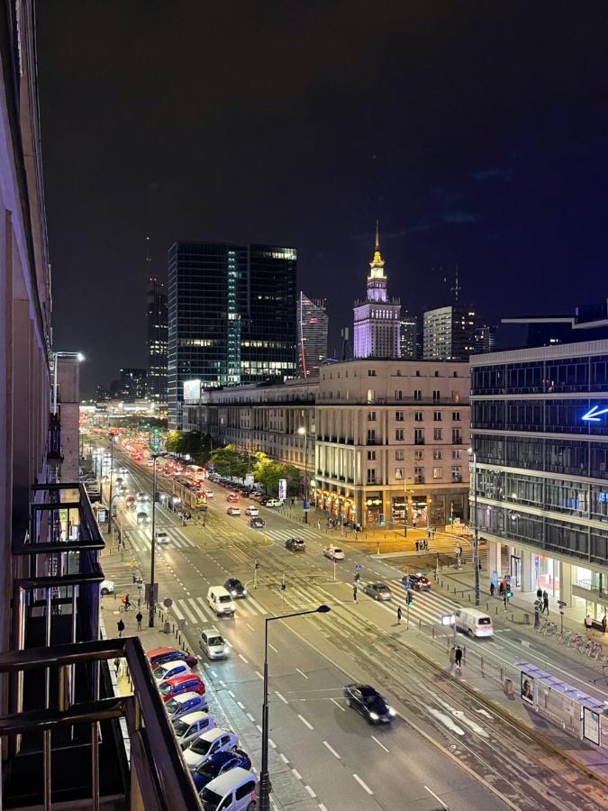 Căn hộ Aleje Jerozolimskie 11 19 - Darmowy Parking - Free Parking - 1km Do Dworca Centralnego, 850m Stacja Metra Nowy Swiat Warsaw