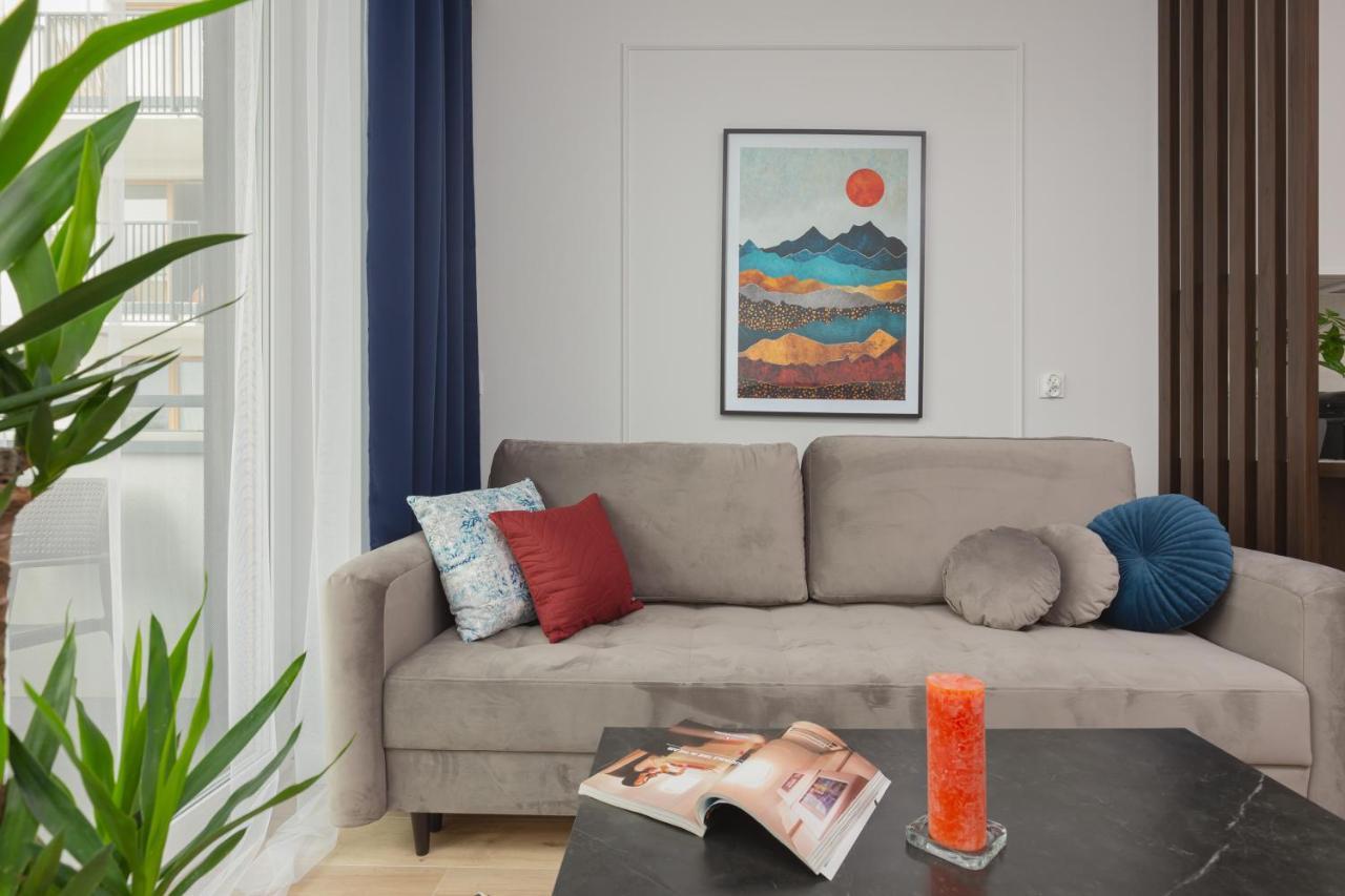 Nova Ochota Lopuszanska By Renters Apartment *