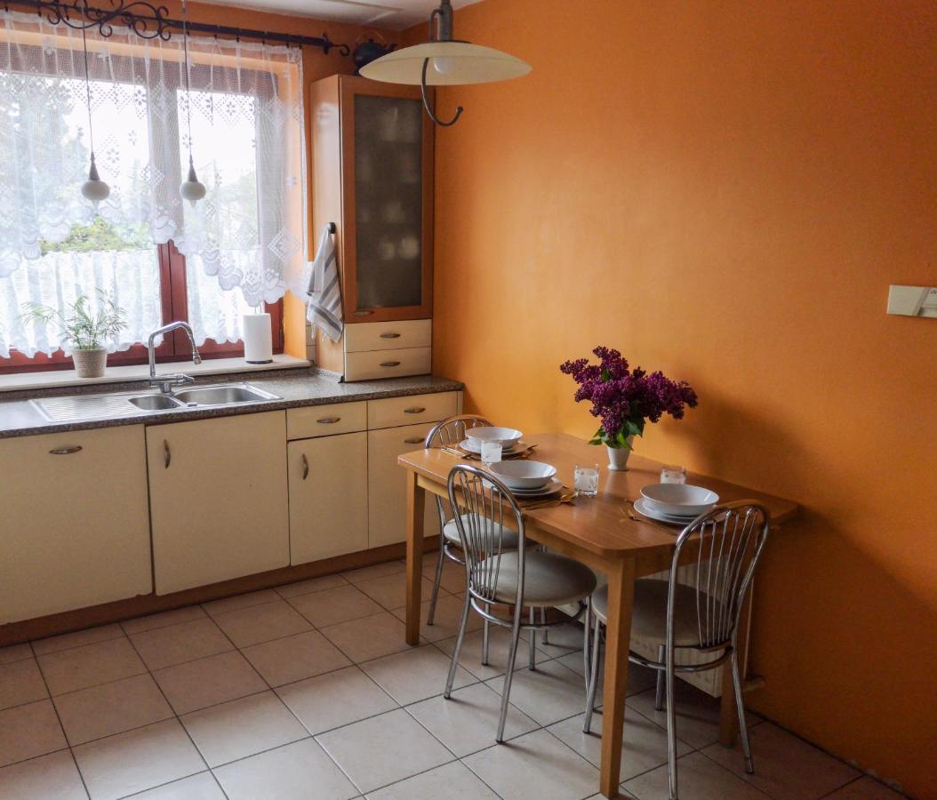 Homestay Feels Like Metro Zacisze Warsaw