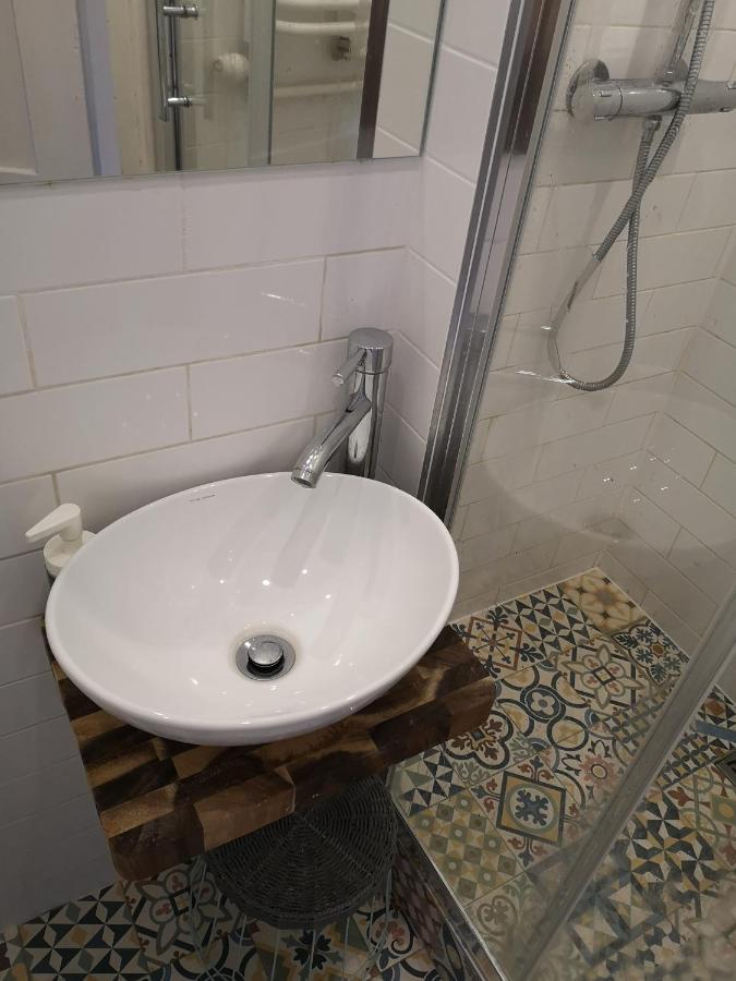 Apartment Woloska 80 *
