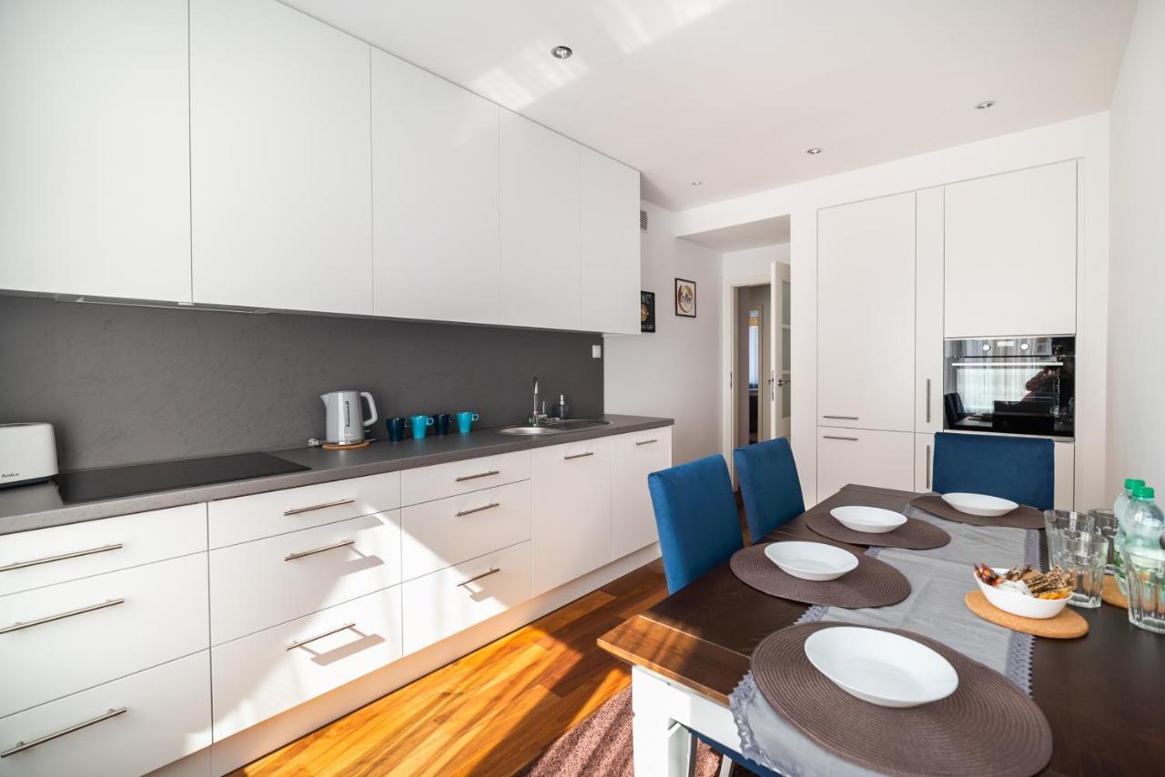 Centre Luxury