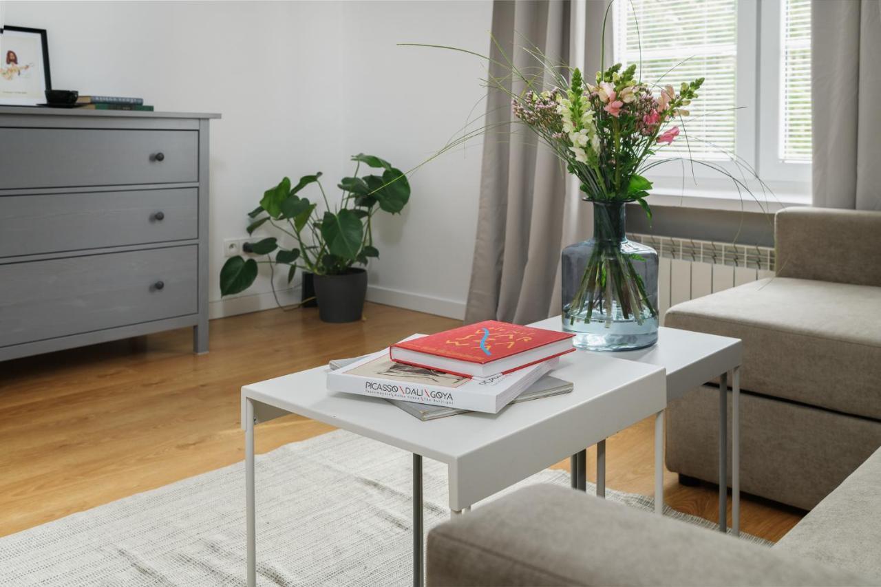 Oomph Nowy Swiat Apartment