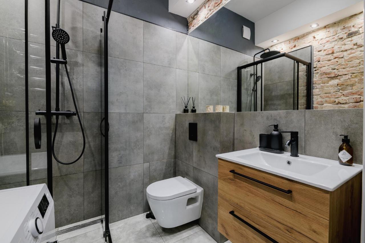 Oomph Nowy Swiat Apartment Warsaw