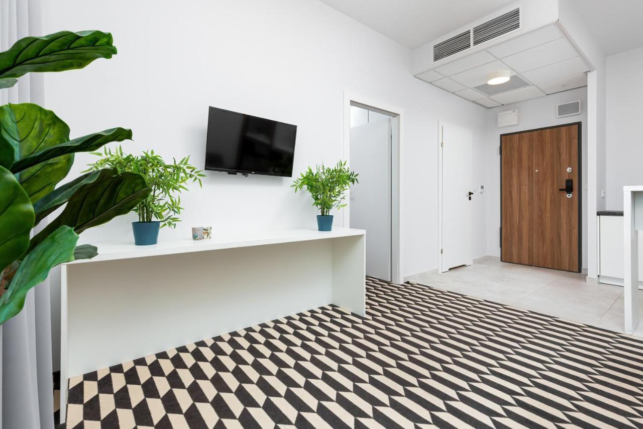Warsaw Apartments Căn hộ *