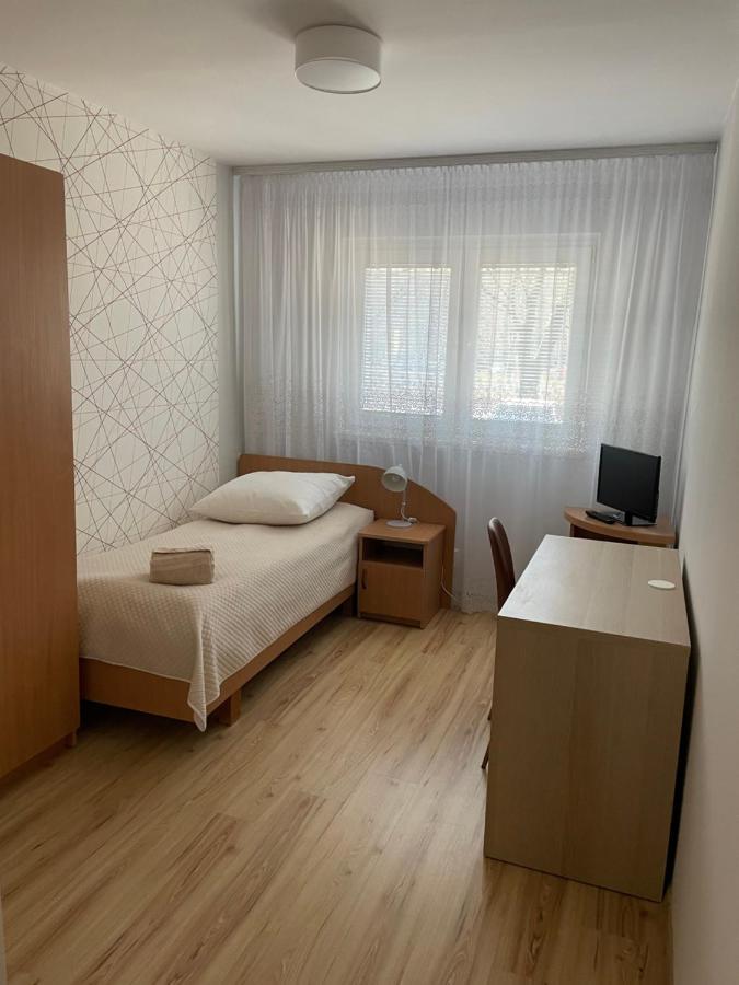 Goscinne O-es-ha Homestay *
