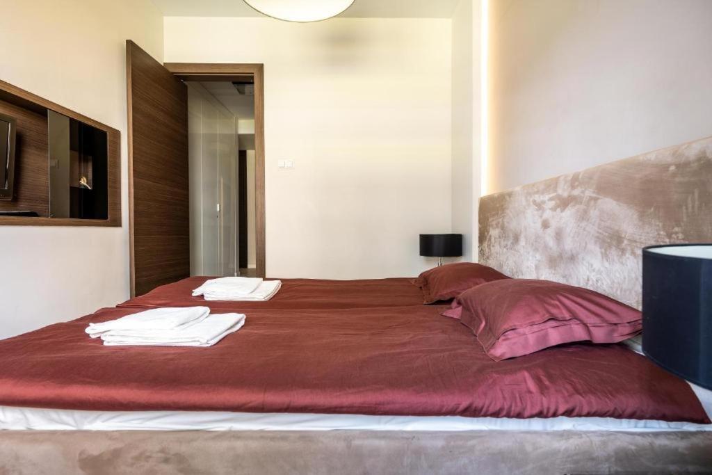Platinum Tower - Center - Golden Apartment Warsaw