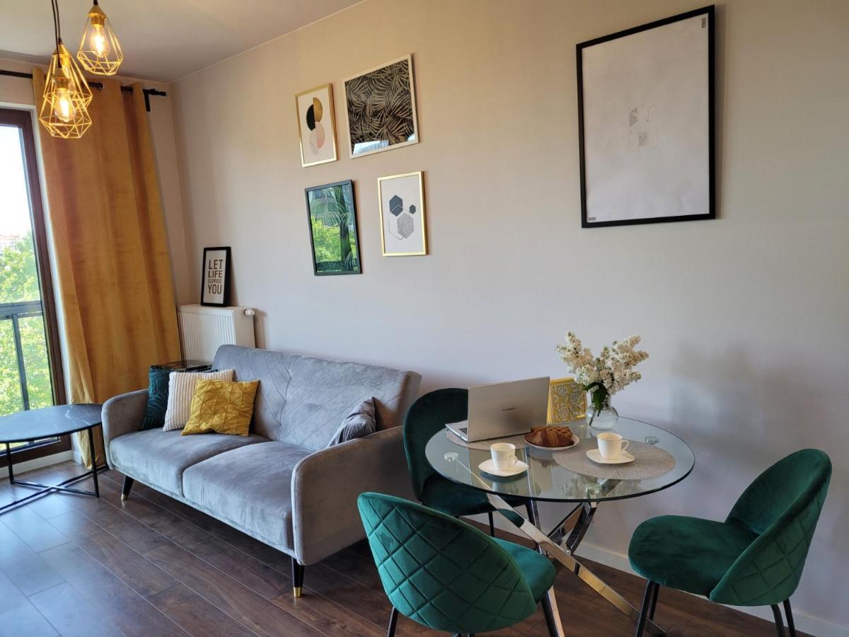Vizzit Us Premium Marina Mokotow Apartment *