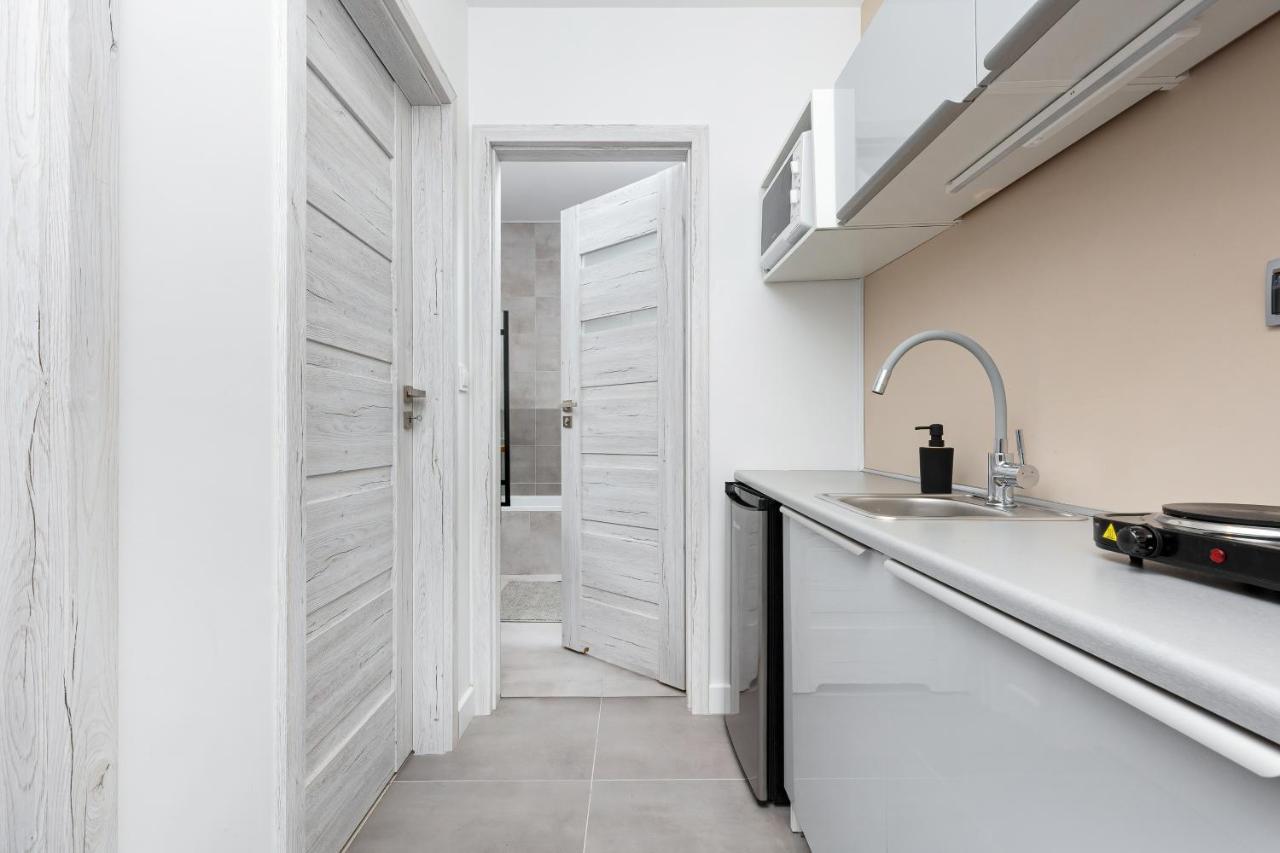 Mokotow Business Center By Renters *