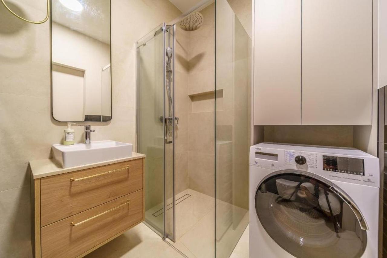 Apartament Golden Apartments/city Center/s65/28 *