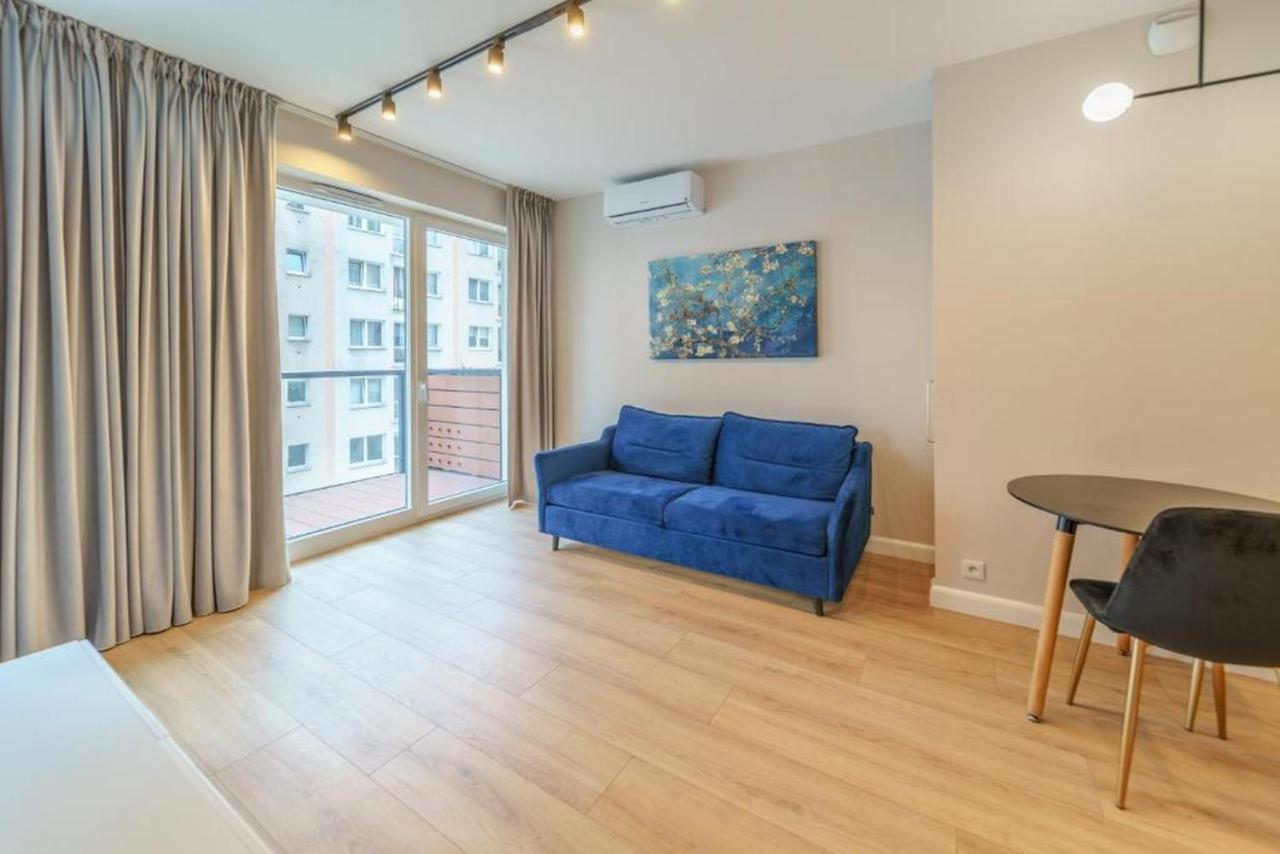 Golden Apartments/city Center/s65/28 *
