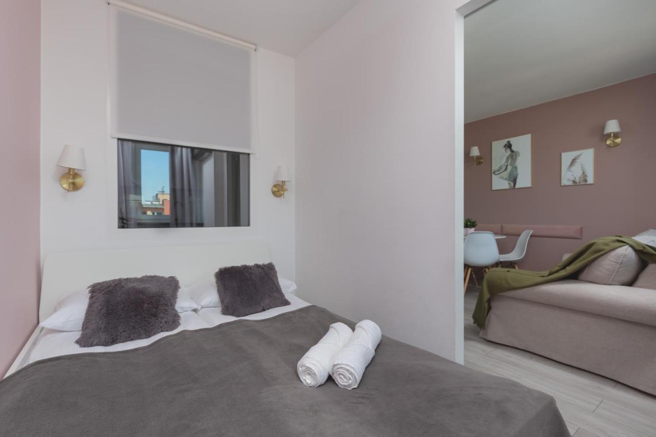 Solec 79 By Renters